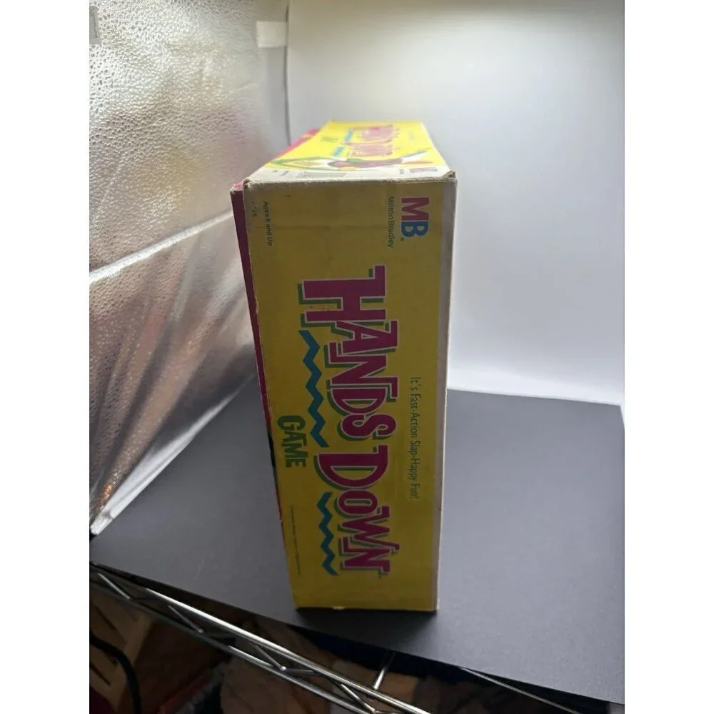 1987 Milton Bradley Hands Down Game. Missing 2 Cards and directions